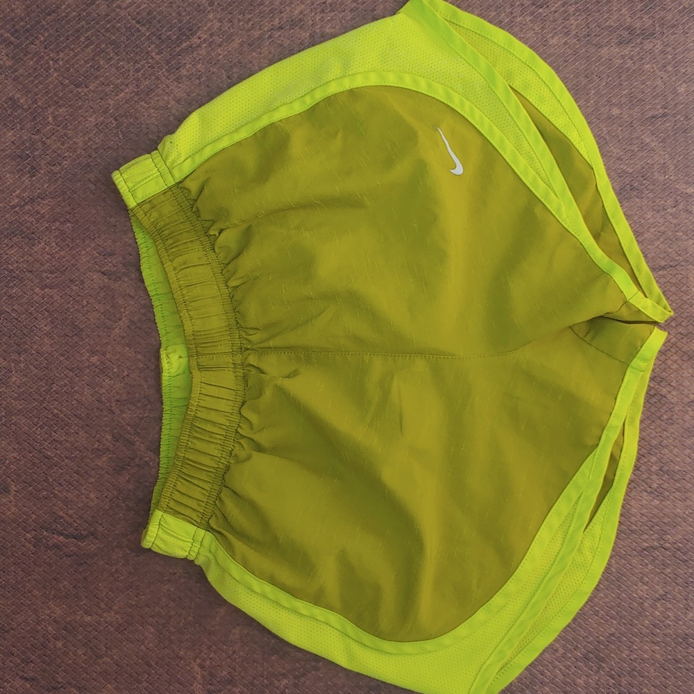 XS green Nike athletic shorts